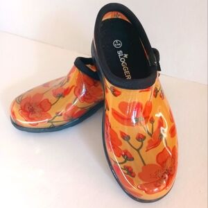 Sloggers like new! Orange poppies. Clogs with Glossy Finish